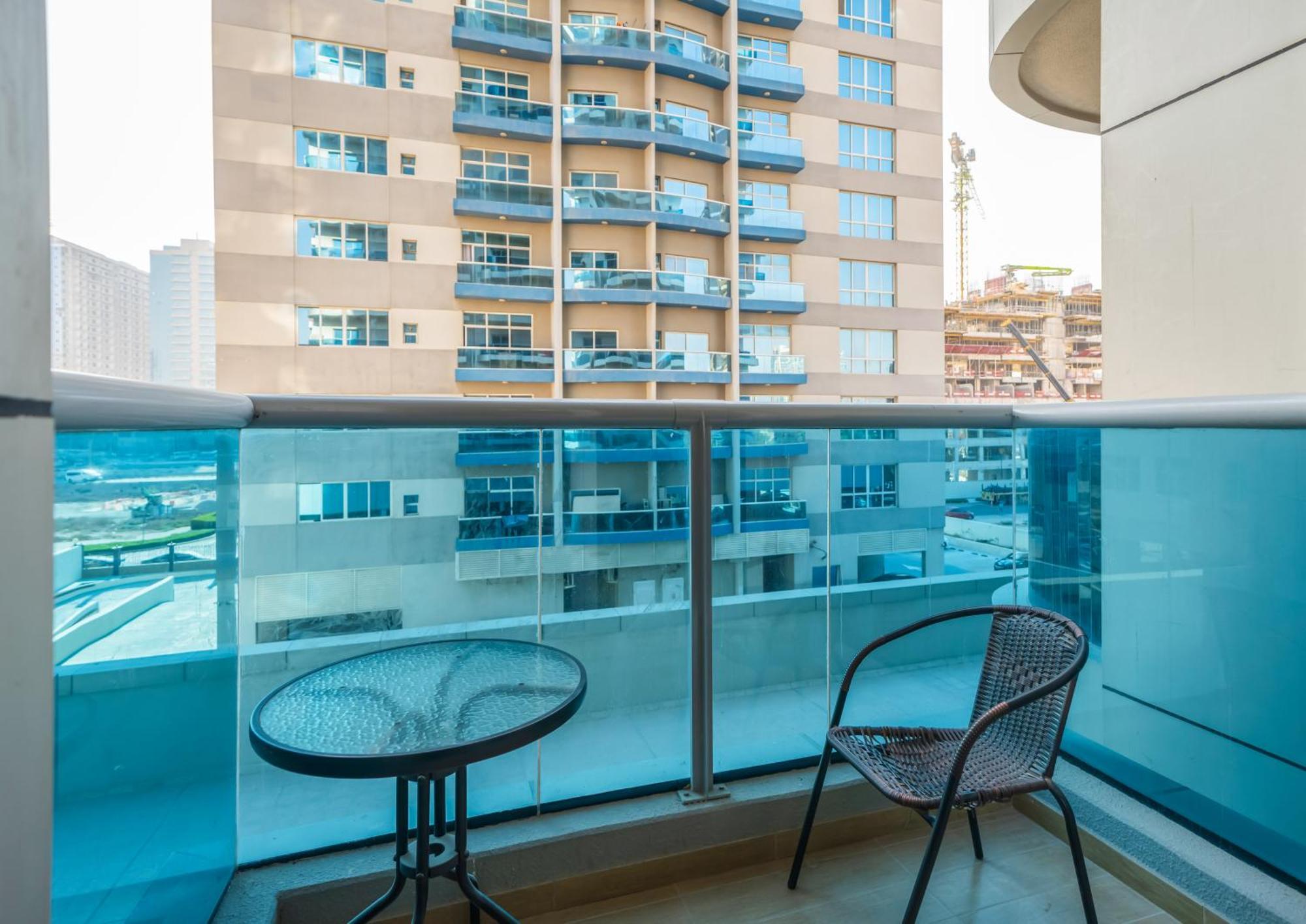 Live Spacious 3Br Apartment All En Suite & Balcony Ντουμπάι Εξωτερικό φωτογραφία